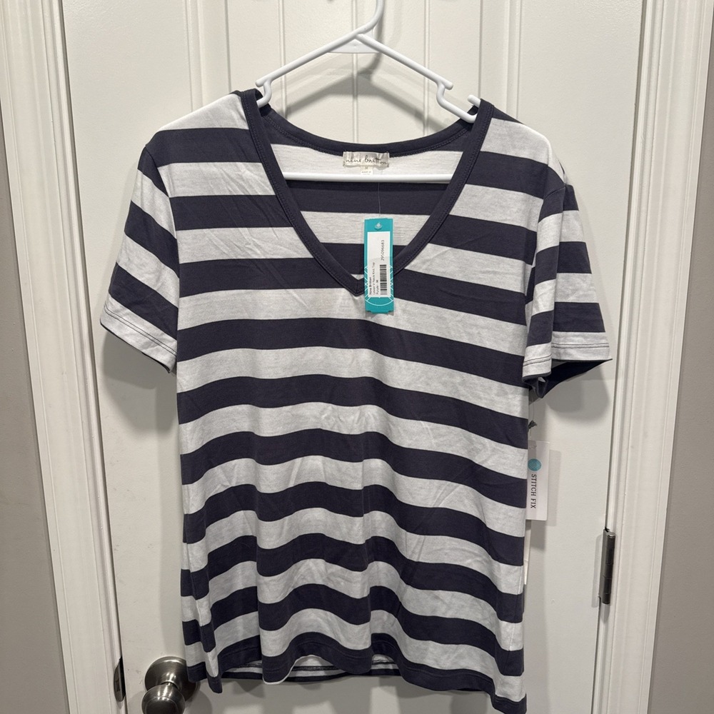 Nine Britton Women's MED Striped V-Neck Short Sleeve T-Shirt Blue/White, NWT